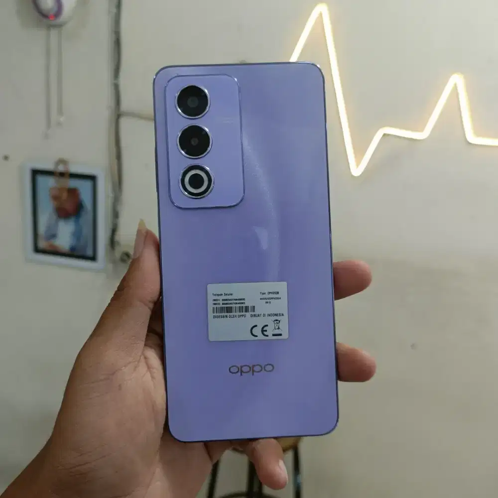 Oppo A3 Pro 5G, Mulus Lengkap Fullset Original Bawaan Pabrik