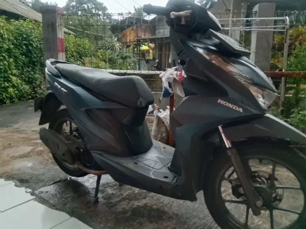 Honda beat deluxe
