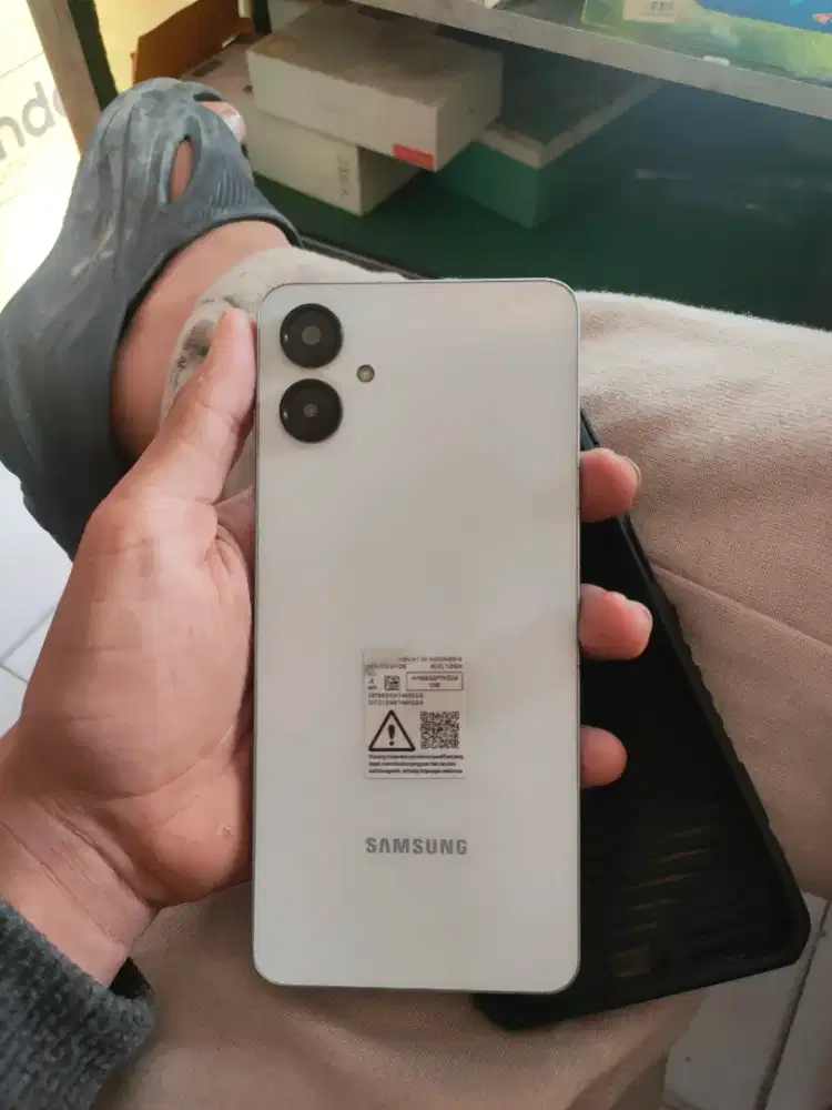 Samsung Galaxy A06 6/128 second