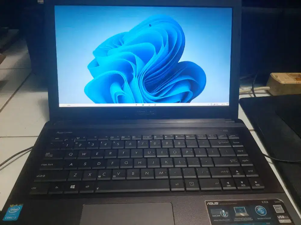 Laptop Asus X45A. Core i3-3110M. RAM 4GB DDR3. HARDDSIK 500GB