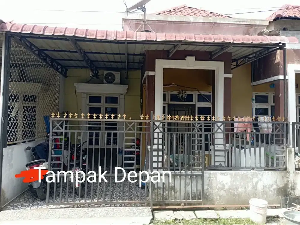 Dijual Rumah Komplek Emerald Palace