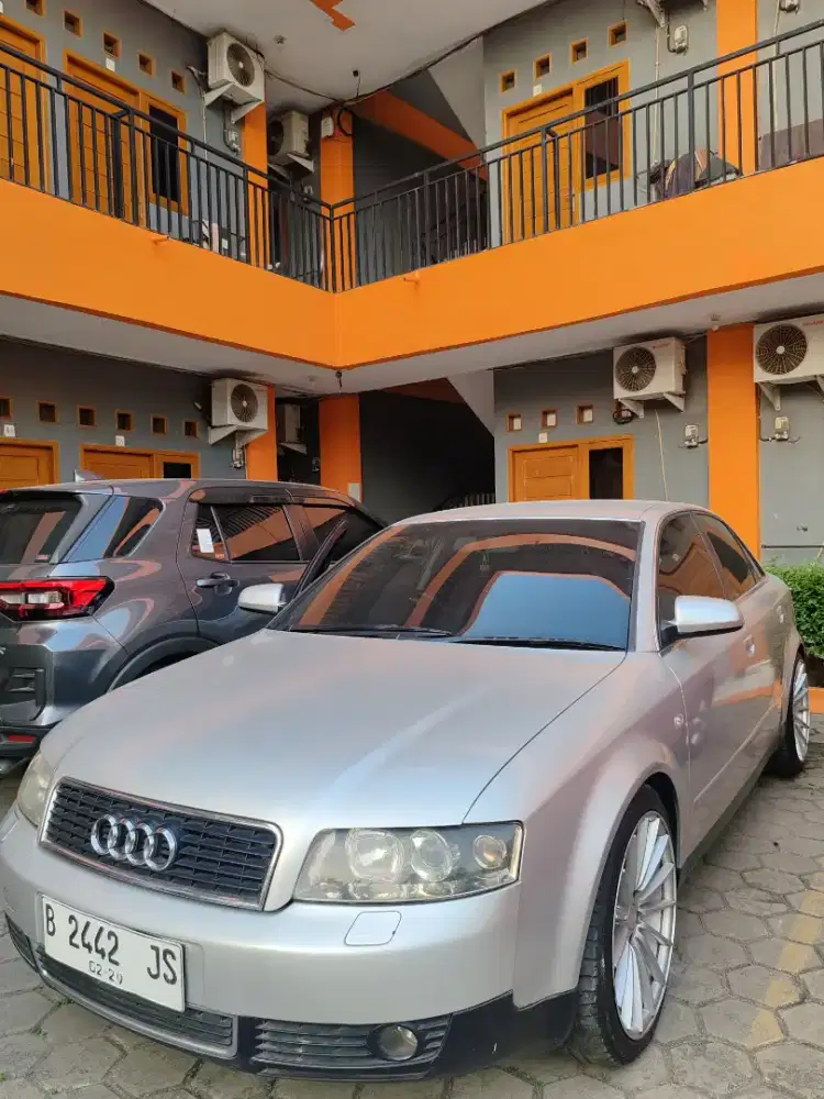 SELL Audi A4 2400CC AT 2004