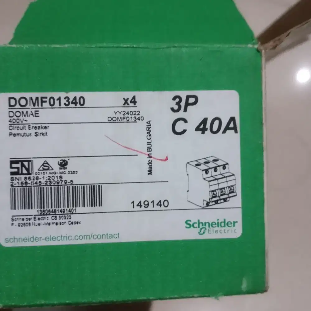 MCB SCHNEIDER 3POLE 40A