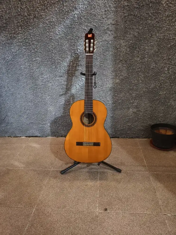 gitar klasik suzuki tahun 1977 made in japan