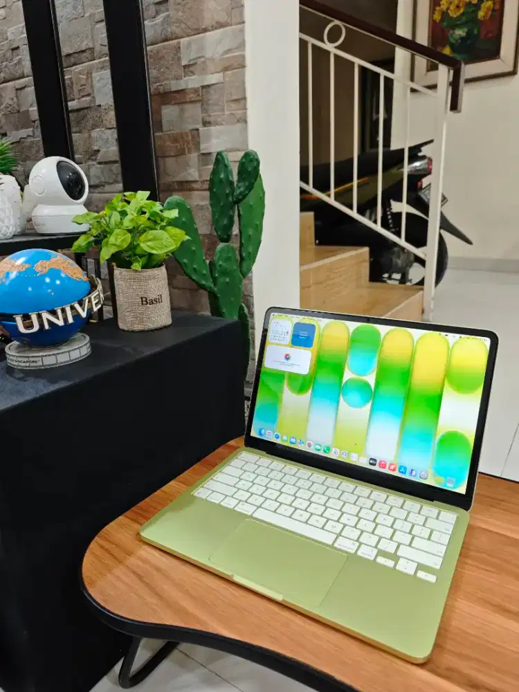 Laptop Macbook Neo 8/512 Ibox Battery Heath 100%