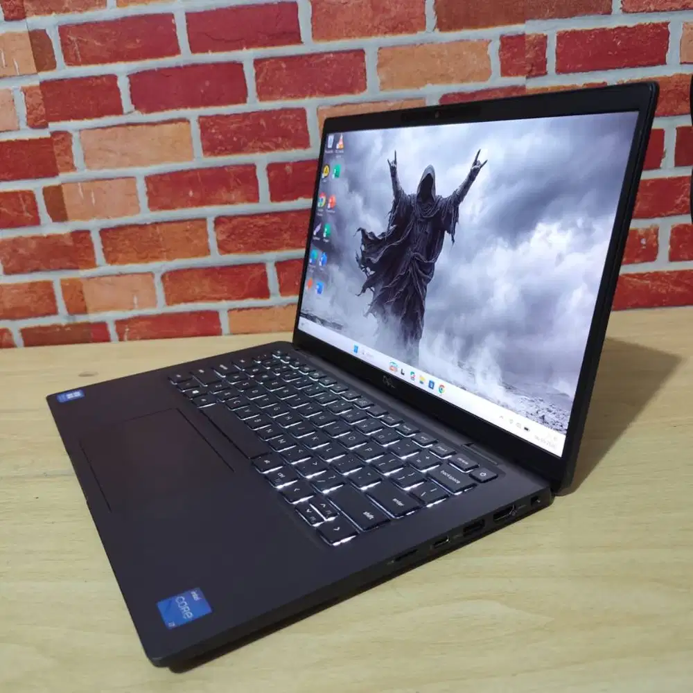 Laptop Dell Latitude 7420 Intel Core i7 11th 16/512 SSD Backlight