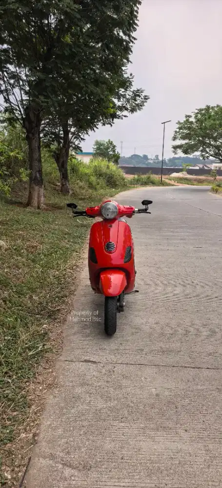 Piaggio Vespa LX3VIE 155cc CBU [Surat Lengkap]
