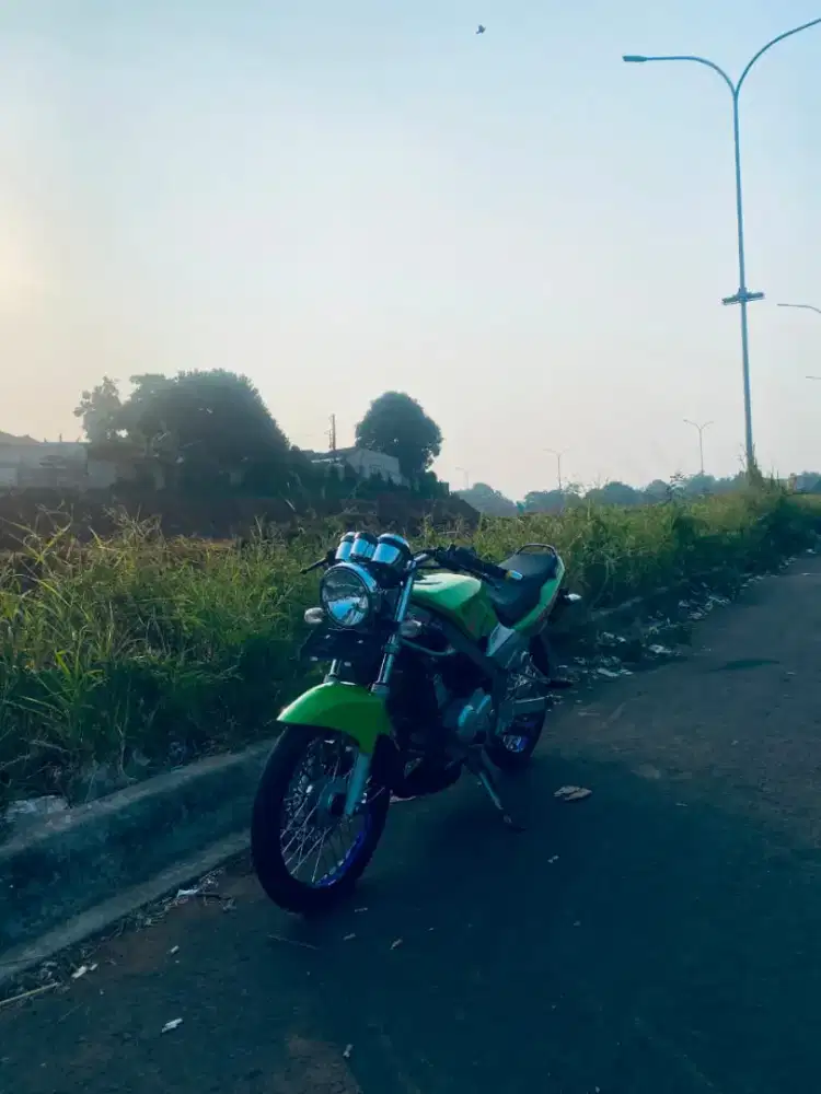 kawasaki ninja kis 2005