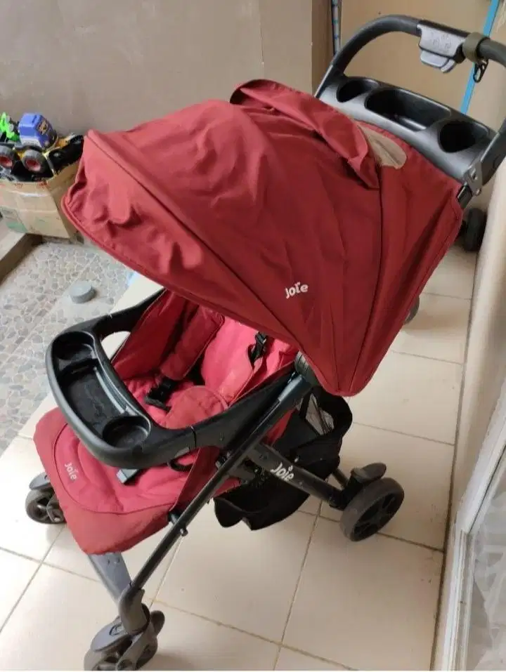 Stroler bayi jole mulus