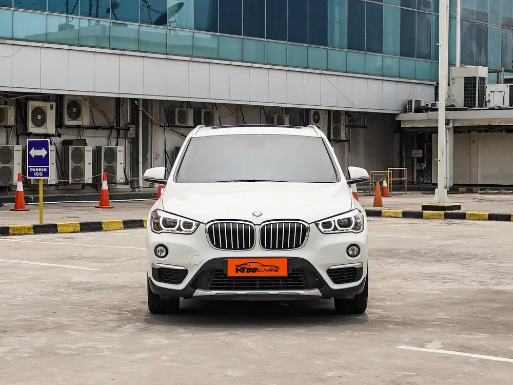 BMW X1 sDrive 1.8i (F48) Xline Matic 2017 White on black