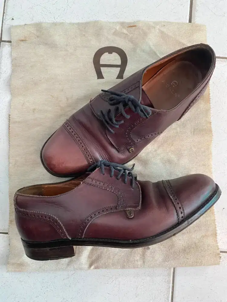 DIJUAL SEPATU PANTOFEL AIGNER 100 % LEATHER ORIGINAL, MADE IN ITALY