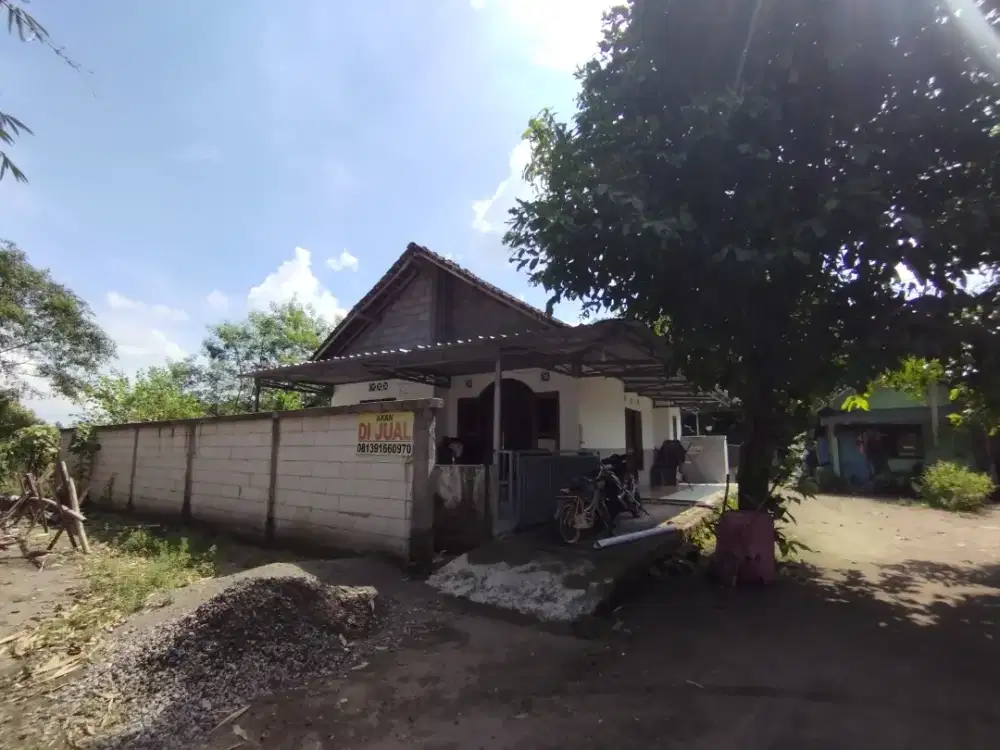 Jual rumah dan pekarangan