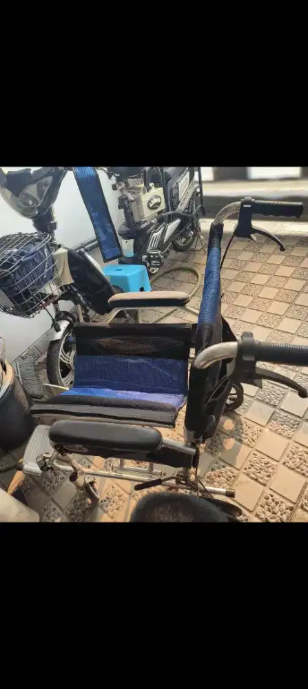 Kursi roda msh Mulus tinggal pakai