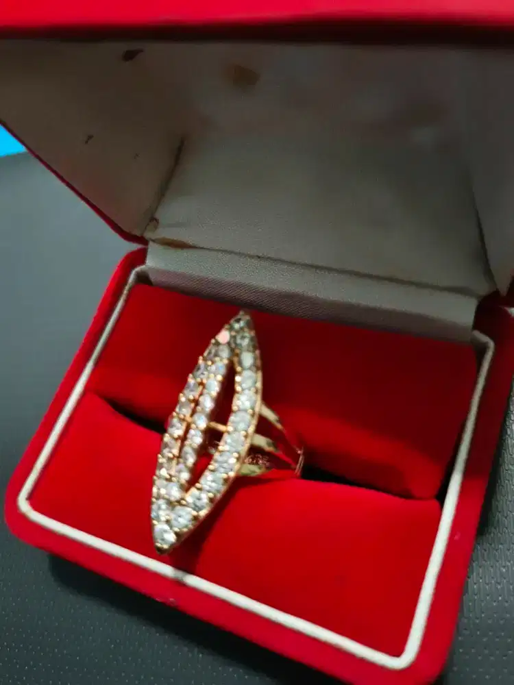 Di jual cepat cincin perhiasan