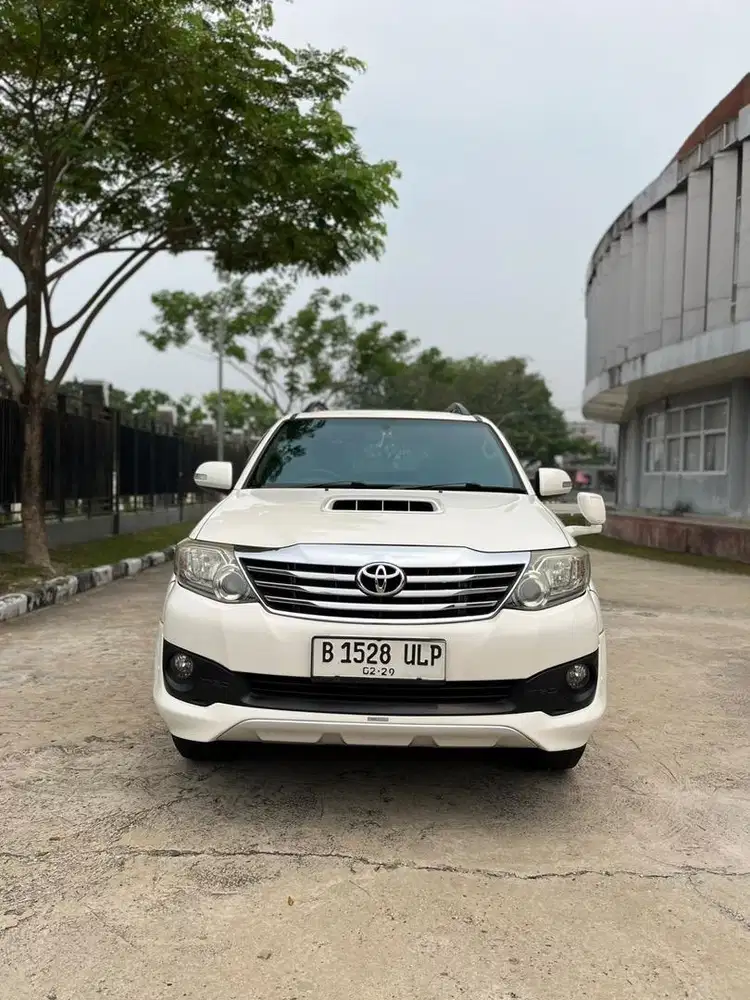 Dijual mobil vnt trd thn 2013 meric