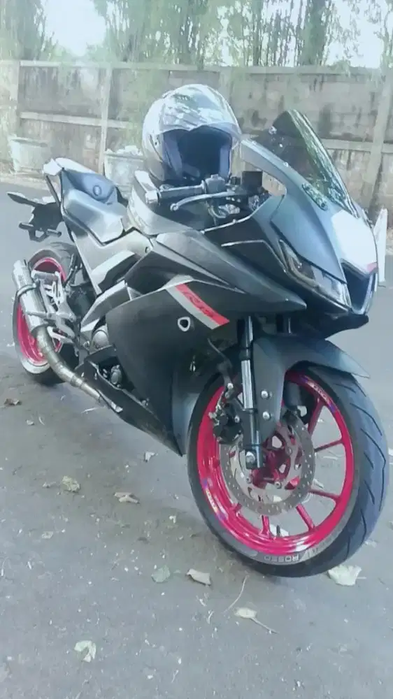 Di jual yamaha r15 harga 18,5 jt