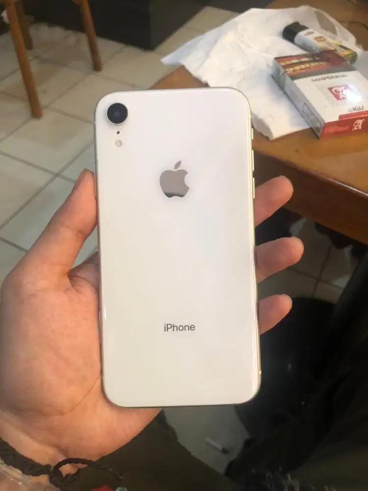 Iphone xr 128gb ex inter hp cashan wifi only