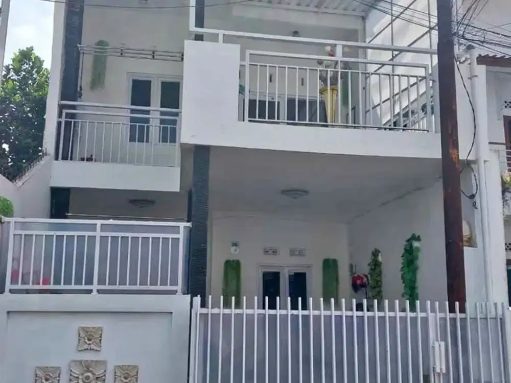 MURAH BANGET Rumah 2 Lantai di Cipageran dekat Alun-alun kota Cimahi dijual