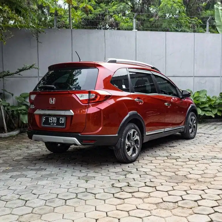 Brv E 2016 MT / Manual km 40rb