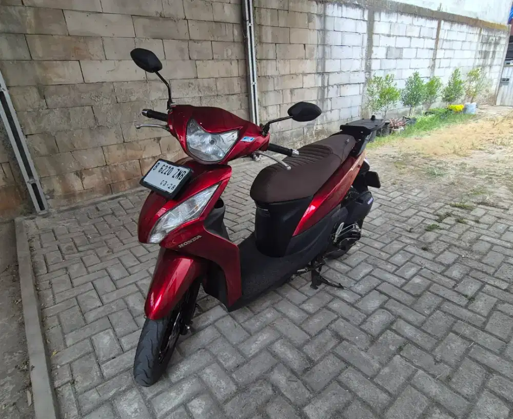 Honda Spacy 2013