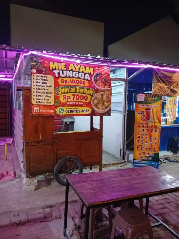 Dibutuhkan Karyawan Jaga Stand Mie Ayam