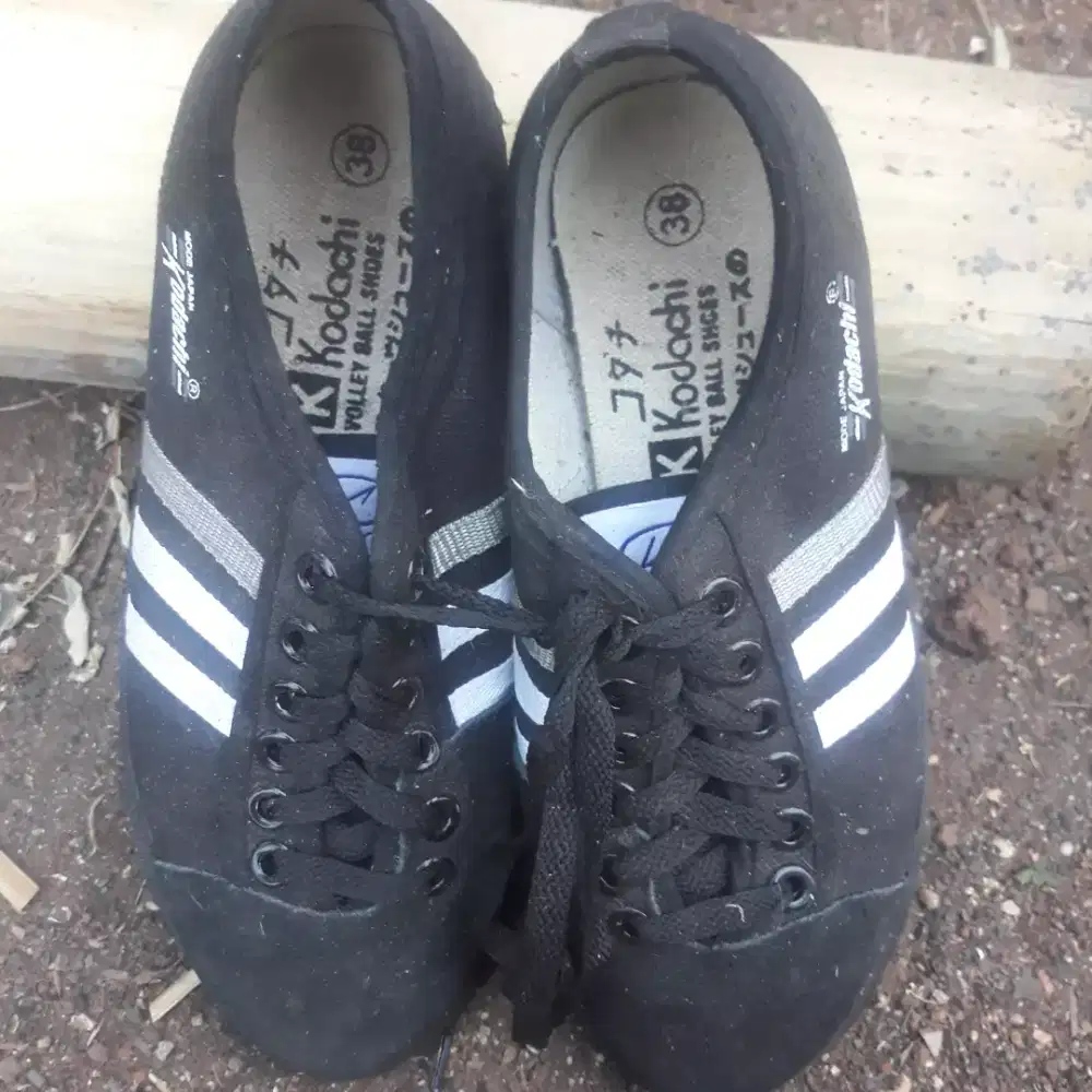 Sepatu kodachi uk 38