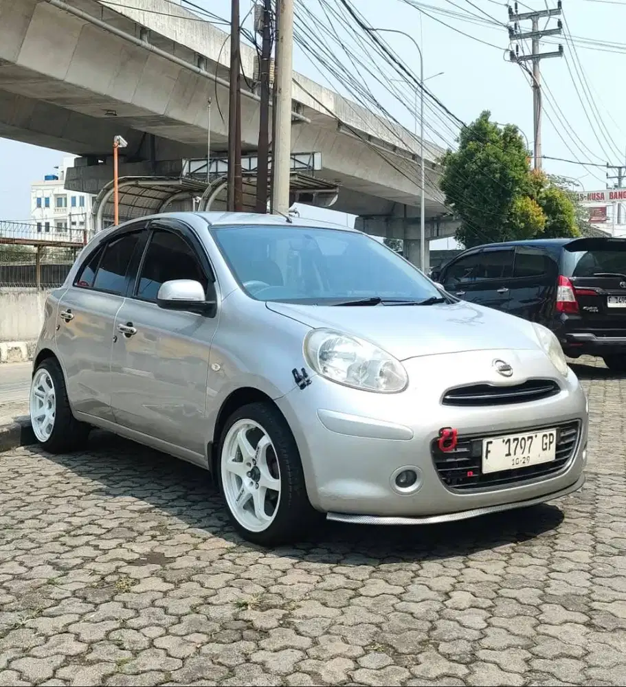 Nissan March L AT 1.2 Th 2012 Silver Bogor