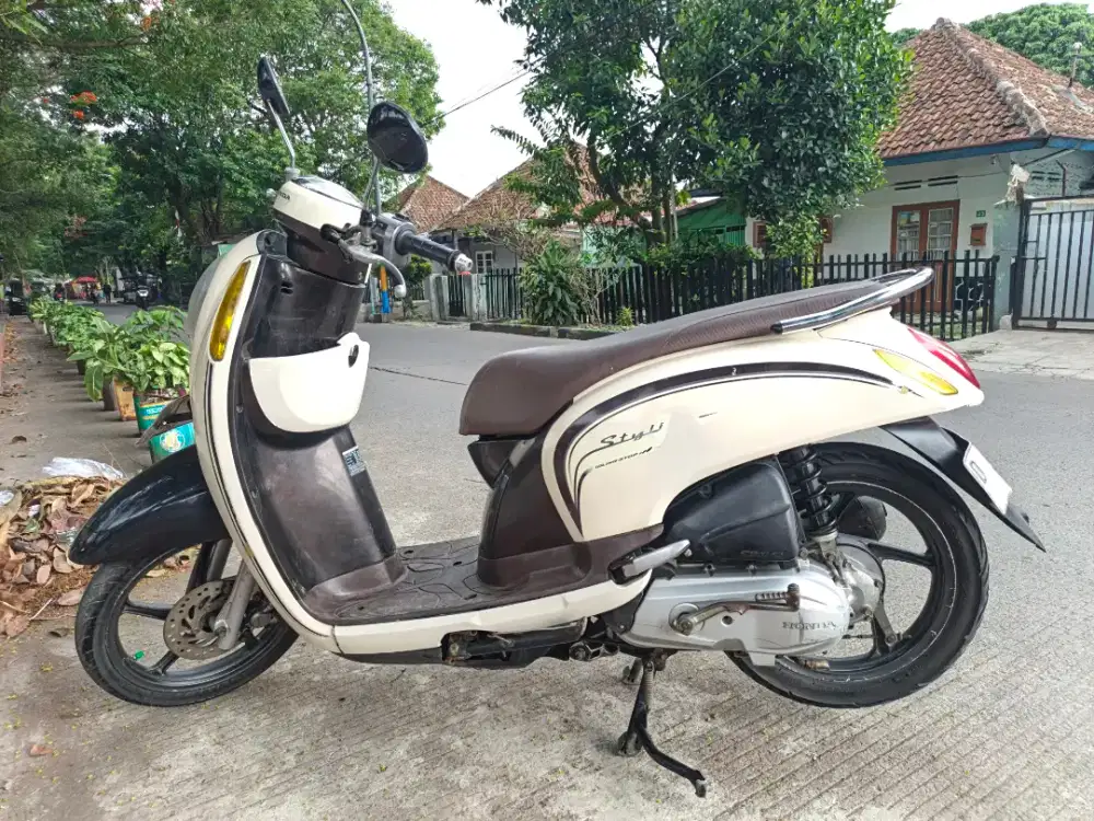 Scoopy FI 2013 Lengkap