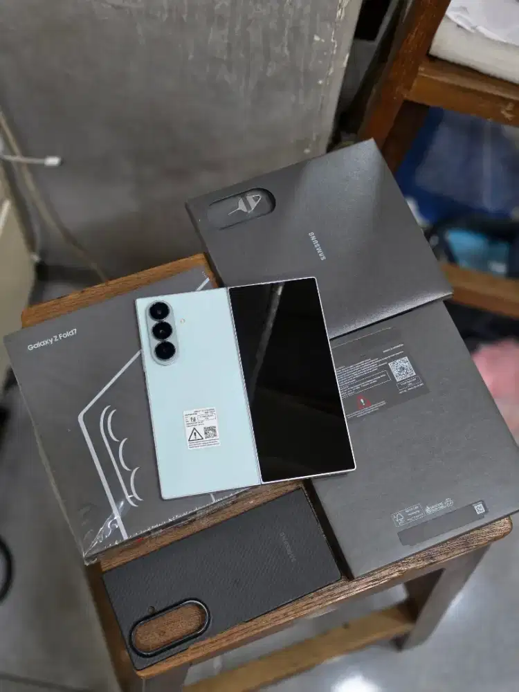 Samsung Galaxy Z Fold 7 12/256Gb Garansi Aktif Resmi Sein