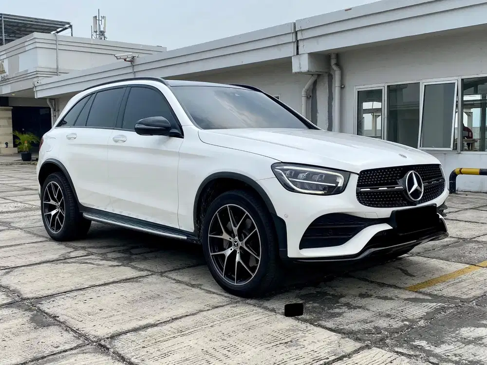 Mercedes-Benz GLC200 AMG Night Edition 2022