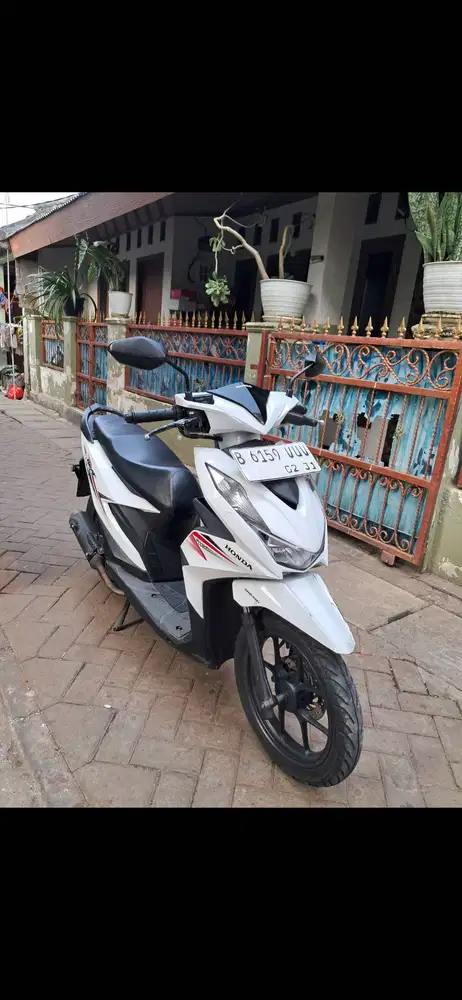Beat 2021 Ready ( Putih )