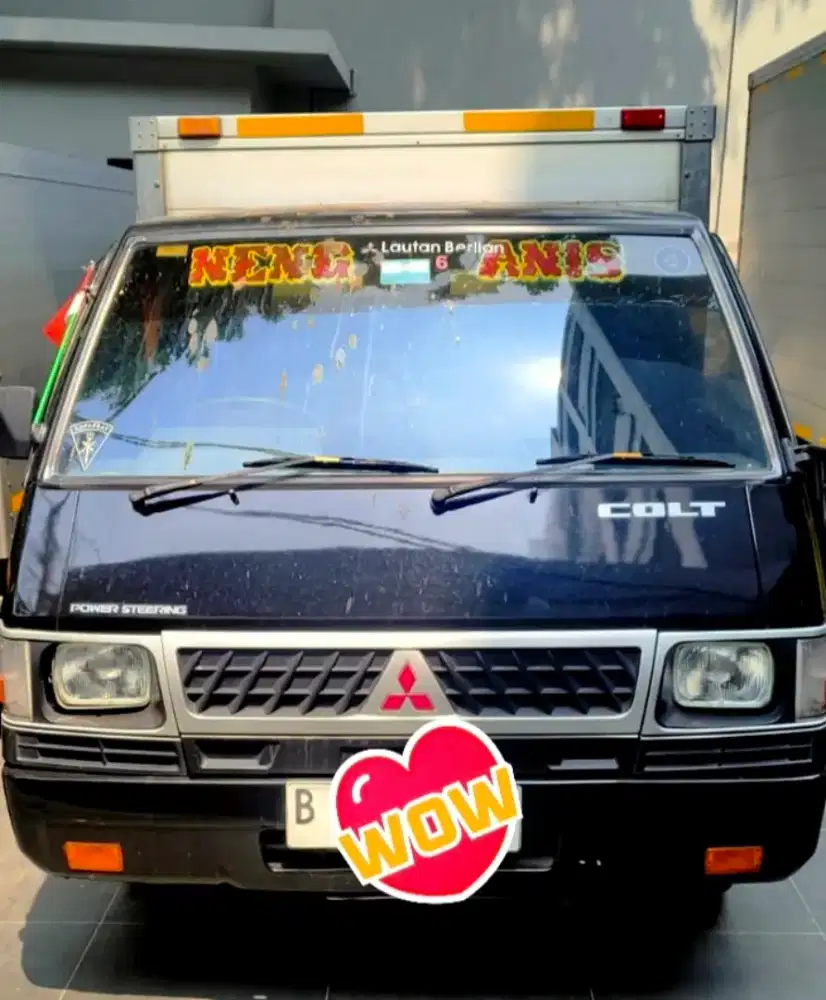 Mitsubishi L 300 Box tahun 2015