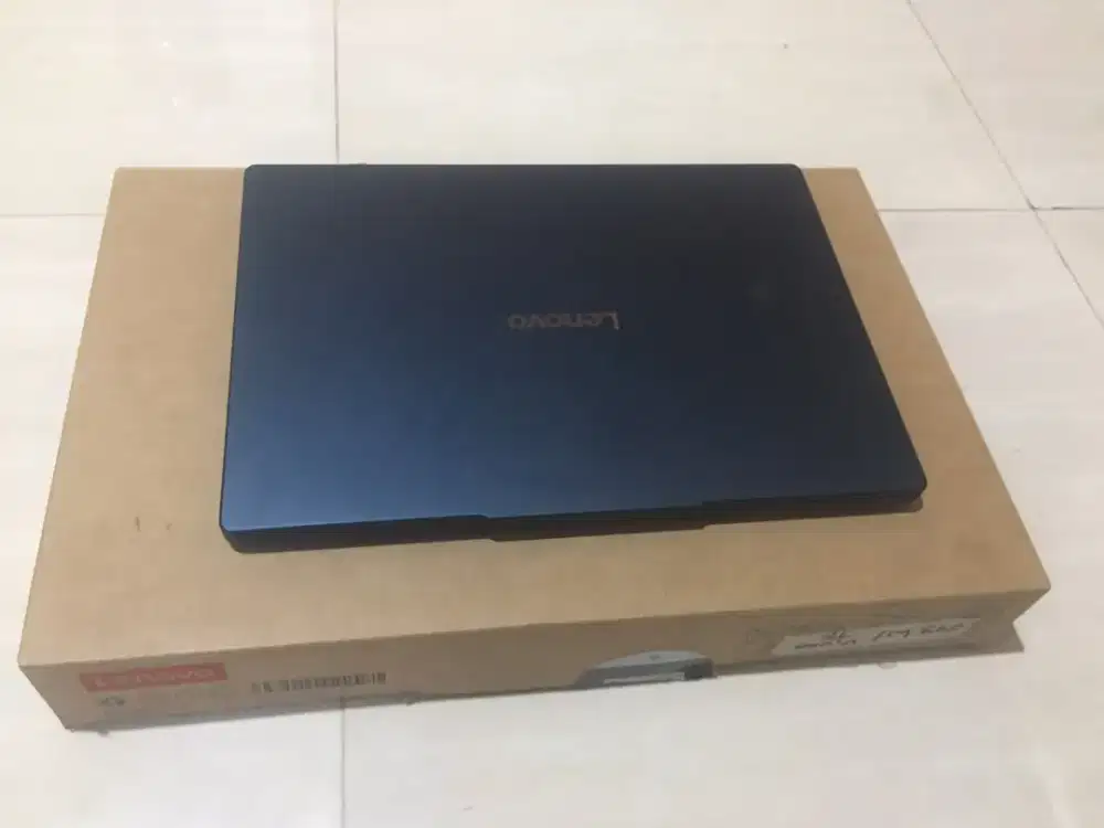 Jual Lenovo IdeaPad Slim 3 14IRH10 Cosmic Blue - LIKE NEW 100% Fullset