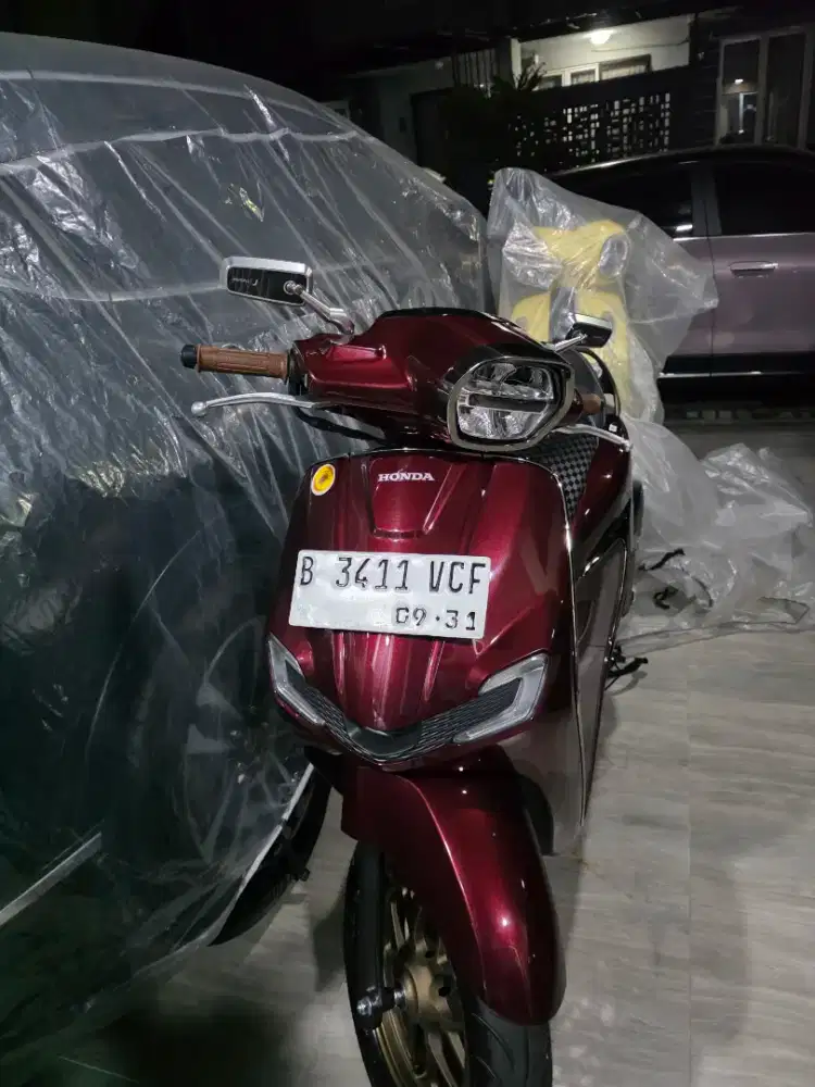 Honda stylo ABS RED BURGUNDY
