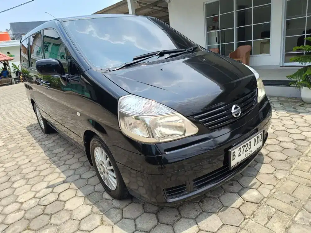 Baby Alphard siap jalan jauh di jual cepat