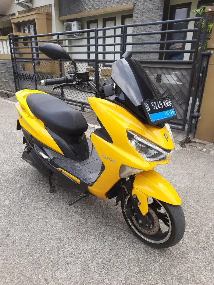 Fox R 2023 lengkap
