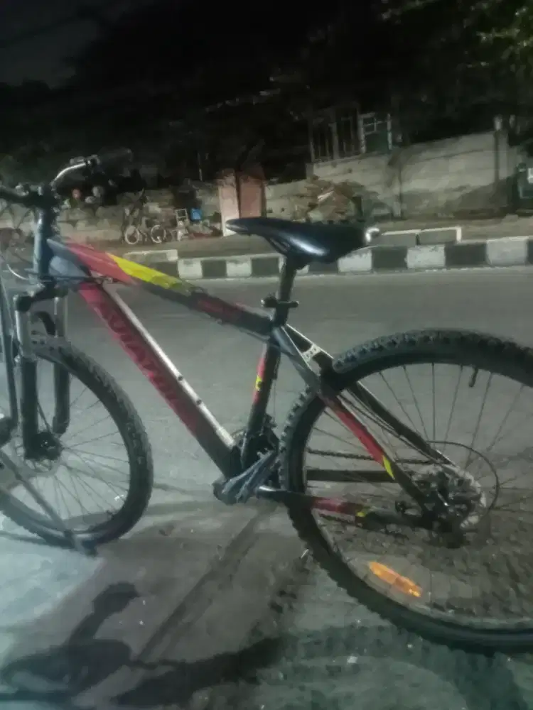 Di jual cepat sepeda Aviator UK 26