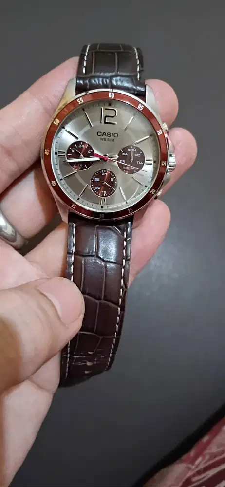 casio original ,bergaransi,mulus,tidak lecet,tombol berfungsi