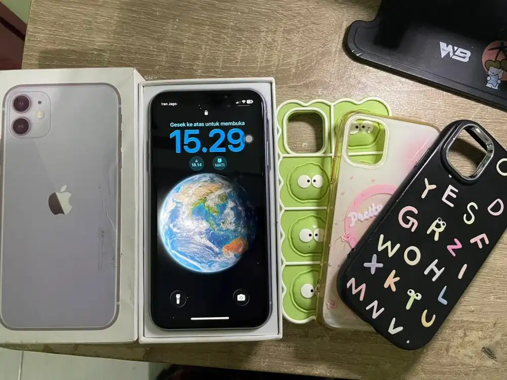 DIJUAL IPHONE 11 64gb ex inter Purple
