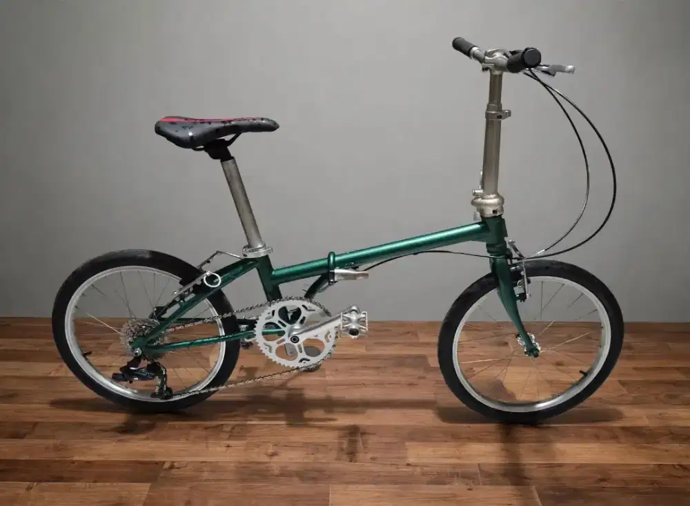 Sepeda lipat dahon broadwalk d8