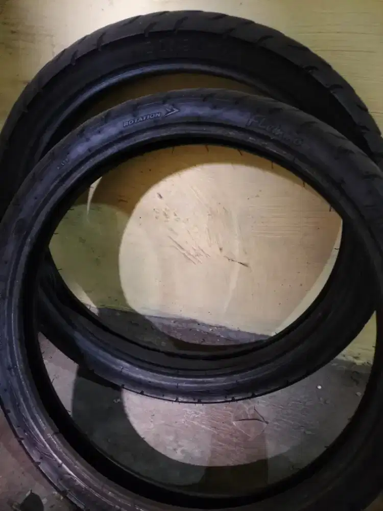 Ban bekas Supra x125 ori copotan dpn 70/90-17/ blk 80/90-17