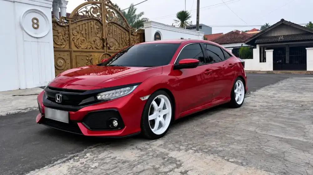 CIVIC HATCHBACK 2019