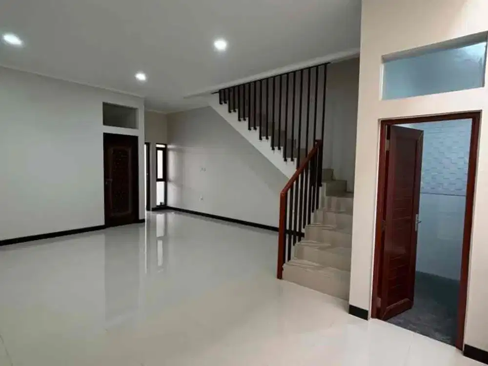 Dijual rumah Baru siap huni Semifurnished Taman Kopo Indah bebas banjir