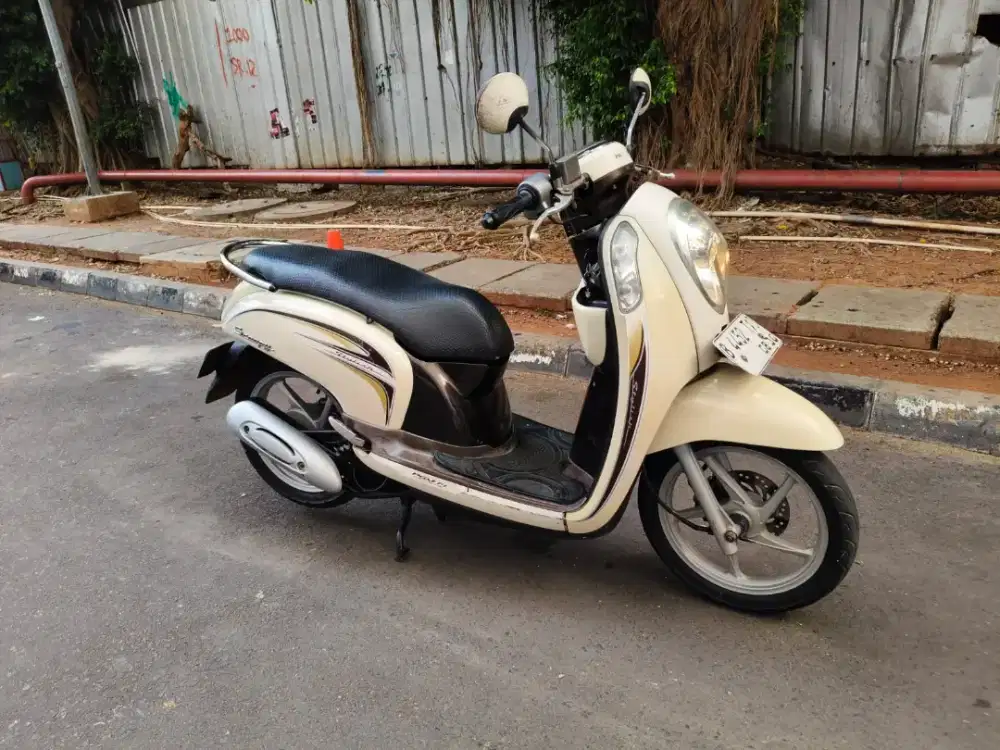 Honda Scoopy 110cc PGM-FI Thn 2014