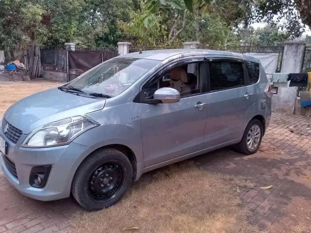 Suzuki Ertiga 2012 Bensin