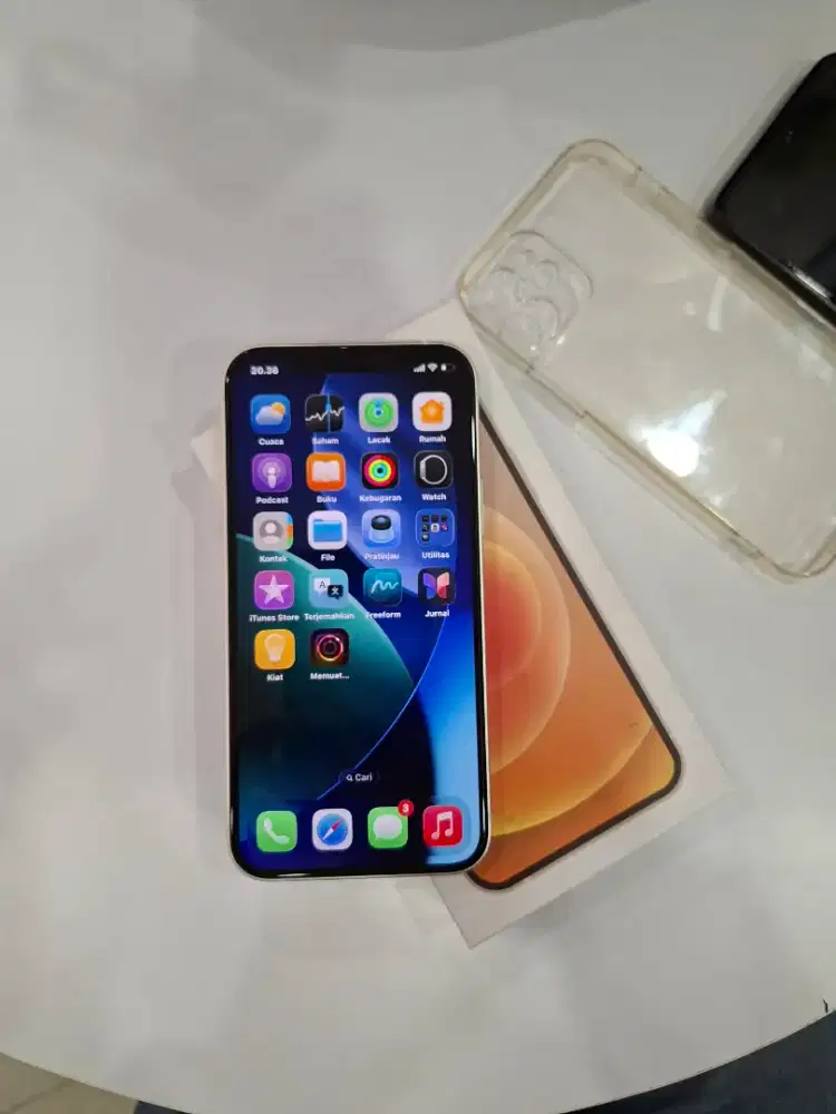Iphone 12 64gb all operator mulus like new NEGO