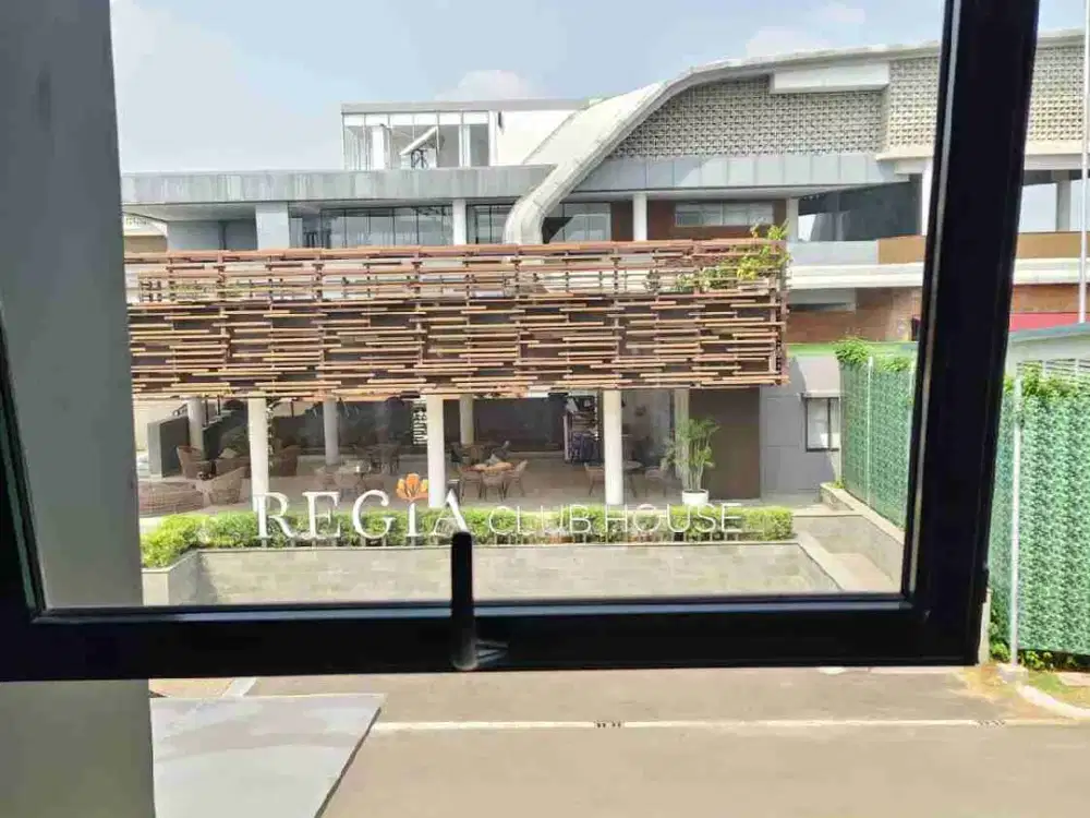 rumah siap huni cluster regia sumarecon crown gading bekasi
