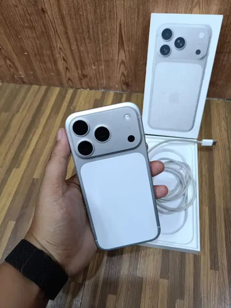 Iphone 17 Pro 512 iBox Like New