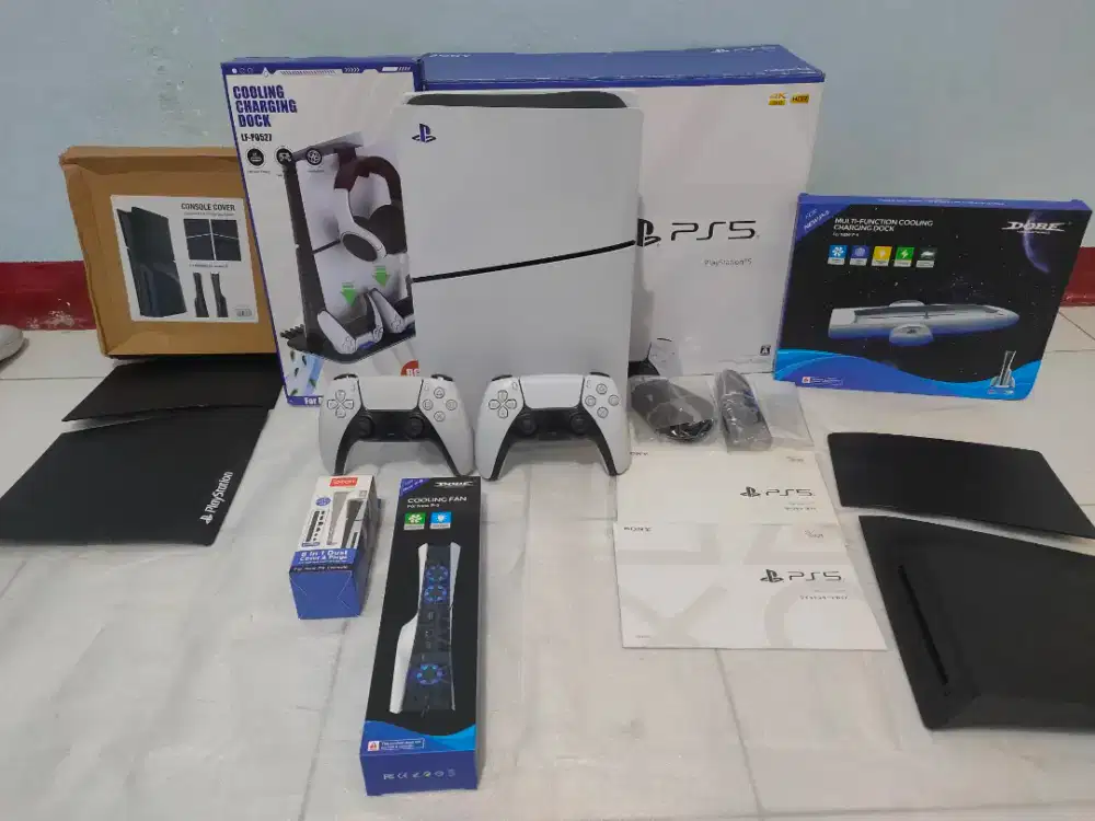 PS5 Slim Disc ex reg Japan include 2 dualsense & aksessoriesnya
