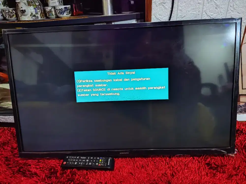 Jual Cepat TV LED Samsung 32 Inch, Mulus No Minus, Negoin Tipis Aja